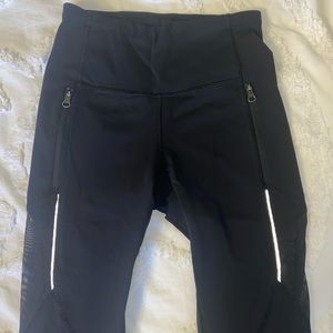 Lululemon Black Mesh 7/8 Leggings Zipper Pockets